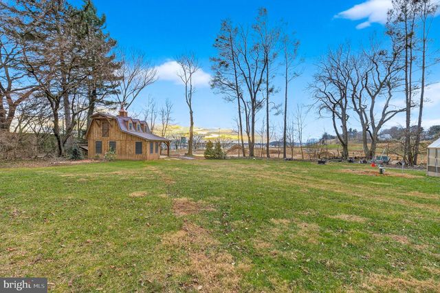 1720 LITITZ PIKE, Lancaster, PA 17601