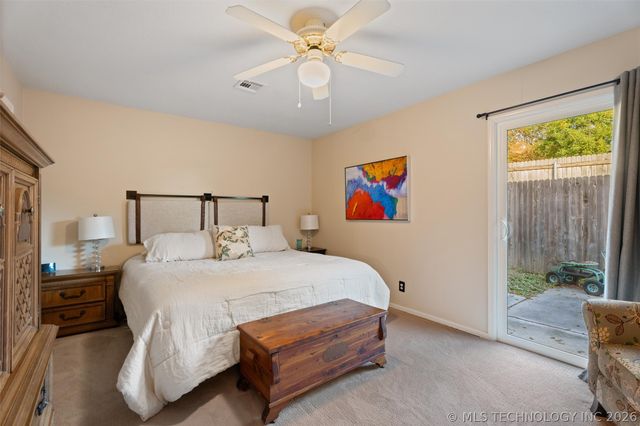 39 SE Shadowlake Drive 39, Bartlesville, OK 74006
