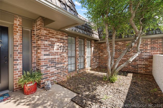 39 SE Shadowlake Drive 39, Bartlesville, OK 74006