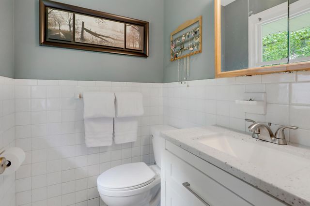 5900 Wisconsin Circle N, New Hope, MN 55428