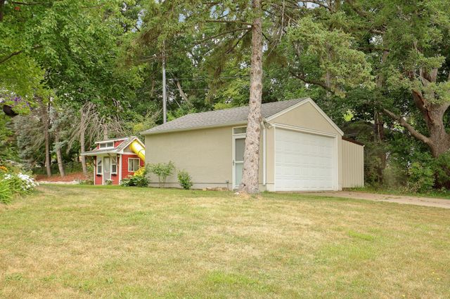 5900 Wisconsin Circle N, New Hope, MN 55428