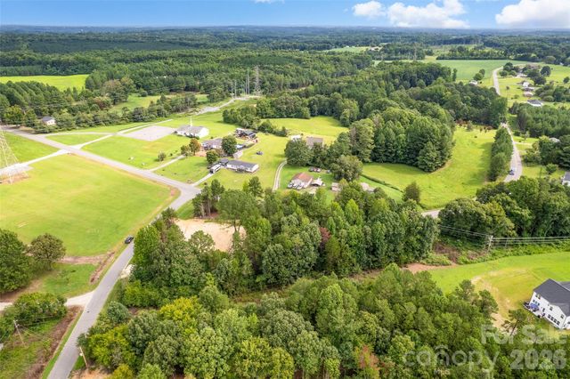 107 Arthurs Road, Troutman, NC 28166