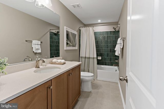 II, Hanover, PA 17331