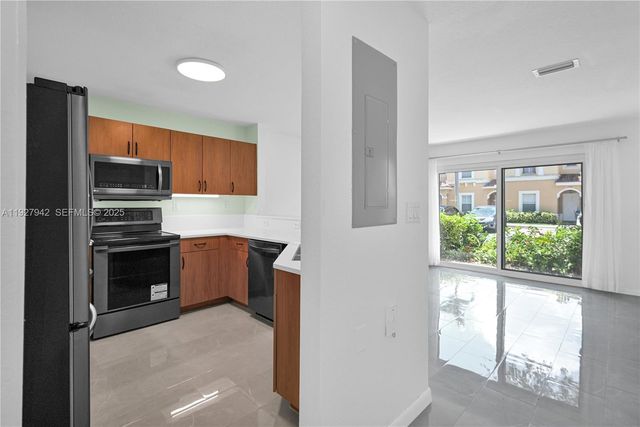 12832 SW 30th St 118, Miramar, FL 33027