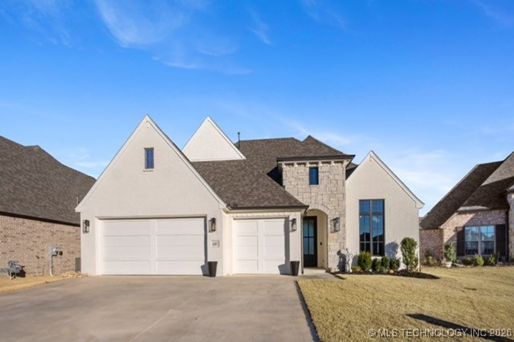 6307 N 28th Street, Broken Arrow, OK 74014