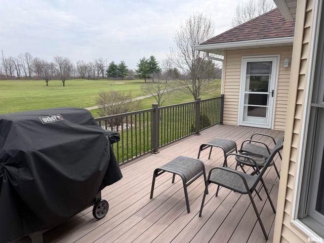 7528 Wentworth Drive, Springfield, IL 62711