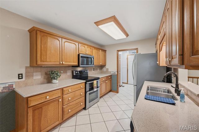 3034 Oakmont Court 10A, St Charles, MO 63301