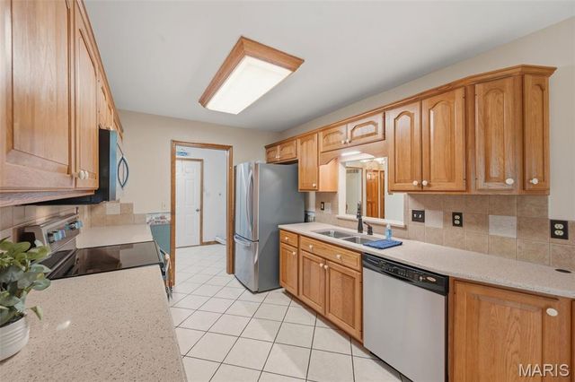 3034 Oakmont Court 10A, St Charles, MO 63301