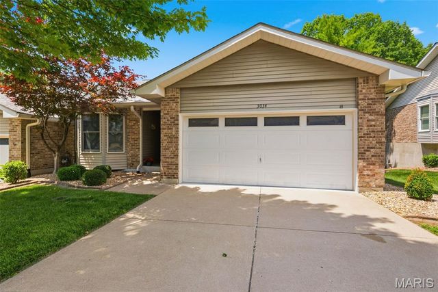 3034 Oakmont Court 10A, St Charles, MO 63301