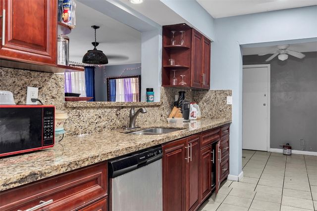 3820 SW 10th Court, Fort Lauderdale, FL 33312