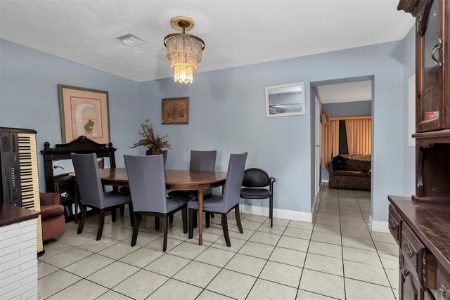 3820 SW 10th Court, Fort Lauderdale, FL 33312