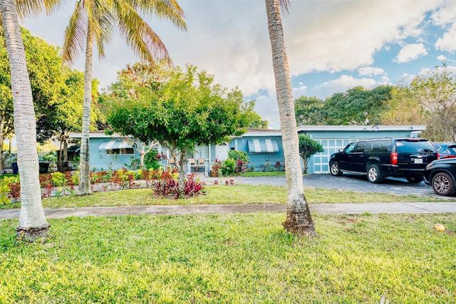 3820 SW 10th Court, Fort Lauderdale, FL 33312