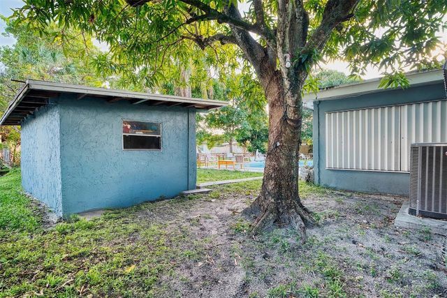 3820 SW 10th Court, Fort Lauderdale, FL 33312
