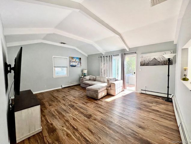 112 Ivy Lane, Lido Beach, NY 11561