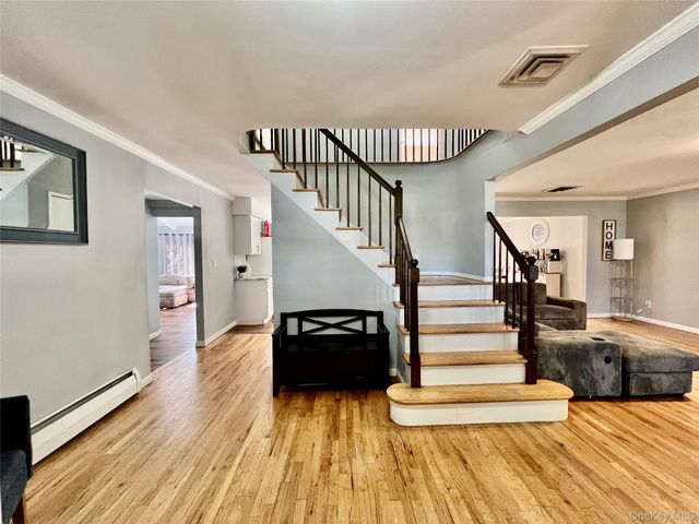 112 Ivy Lane, Lido Beach, NY 11561