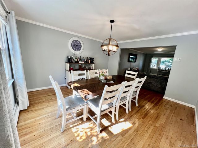 112 Ivy Lane, Lido Beach, NY 11561