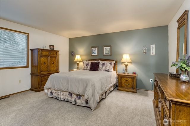 11504 SE 323rd Place, Auburn, WA 98092