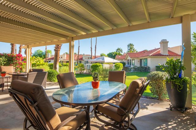 107 Celano Circle, Palm Desert, CA 92211