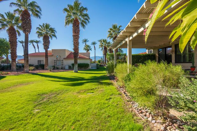 107 Celano Circle, Palm Desert, CA 92211