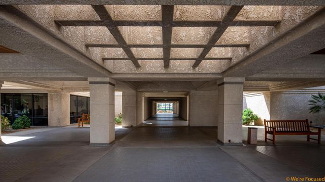 107 Celano Circle, Palm Desert, CA 92211