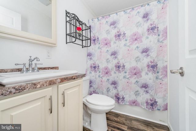 421 N RAILROAD ST, Palmyra, PA 17078