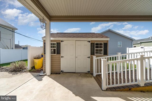 421 N RAILROAD ST, Palmyra, PA 17078