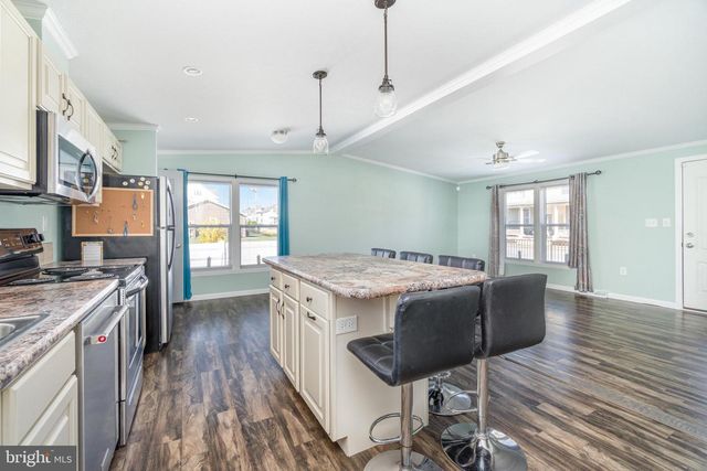 421 N RAILROAD ST, Palmyra, PA 17078