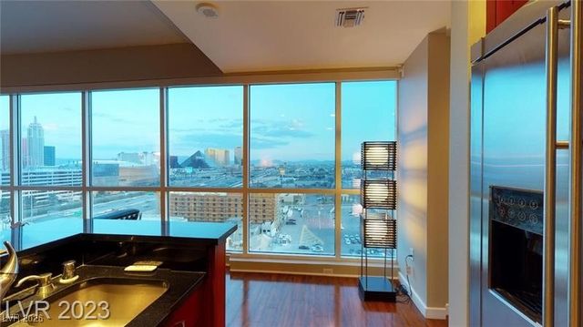 4575 Dean Martin Drive 1100, Las Vegas, NV 89103