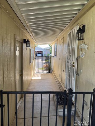 10961 Desert Lawn 433, Calimesa, CA 92320