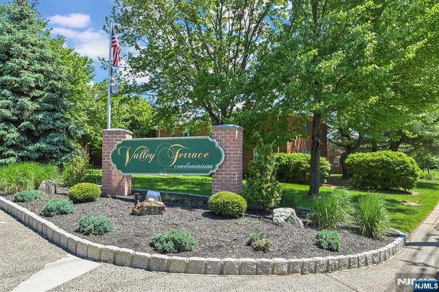 46 Knox Terrace 2A, Wayne, NJ 07470