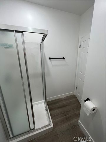 19849 Gresham Street, Northridge (los Angeles), CA 91324