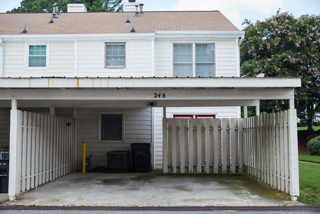 248 Mill Creek Place, Roswell, GA 30076