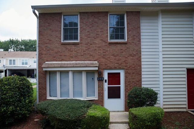 248 Mill Creek Place, Roswell, GA 30076