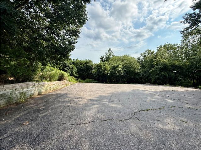 230 Airport Road, Warwick, RI 02889