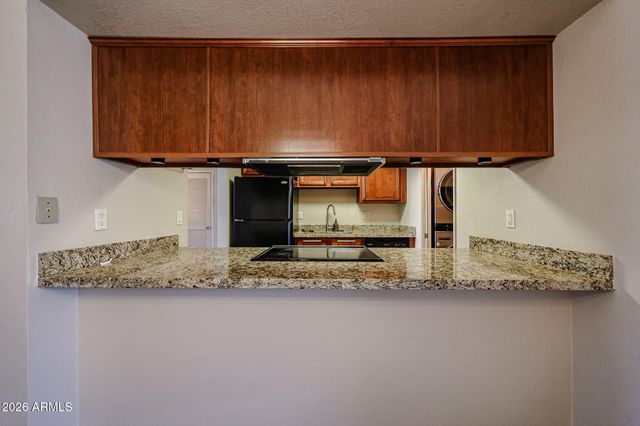 1402 E GUADALUPE Road 216, Tempe, AZ 85283