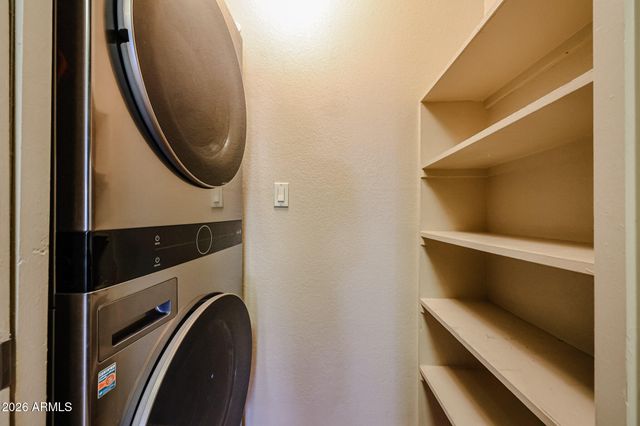 1402 E GUADALUPE Road 216, Tempe, AZ 85283