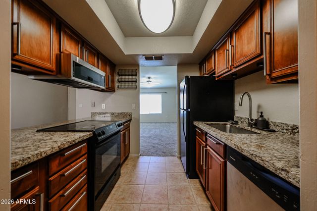1402 E GUADALUPE Road 216, Tempe, AZ 85283