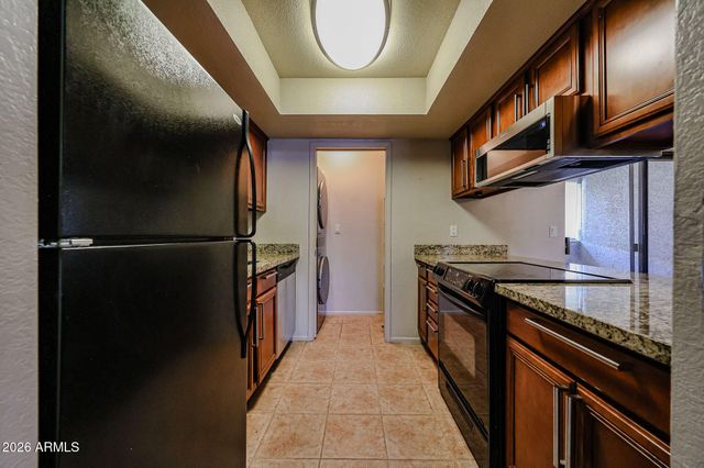 1402 E GUADALUPE Road 216, Tempe, AZ 85283