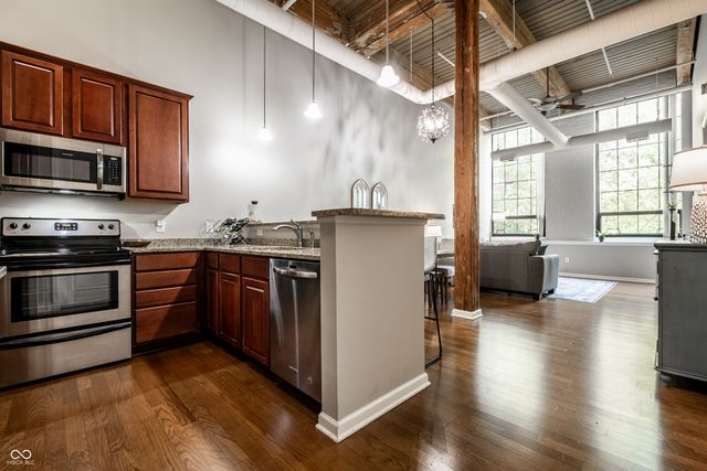 630 N College Avenue 303, Indianapolis, IN 46204