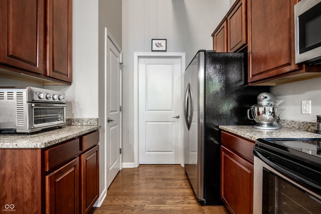 630 N College Avenue 303, Indianapolis, IN 46204