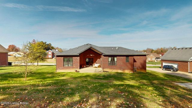 389 Fernwood Dr, Mt Washington, KY 40047