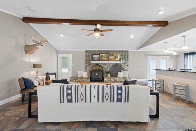 38 Quail Valley Rd, Mt Vernon, TX 75457