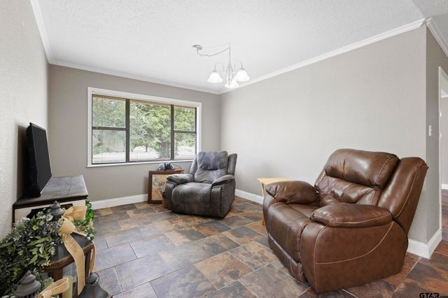 38 Quail Valley Rd, Mt Vernon, TX 75457