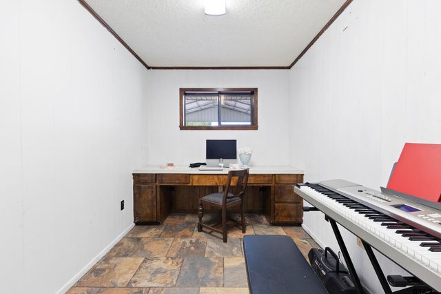 38 Quail Valley Rd, Mt Vernon, TX 75457