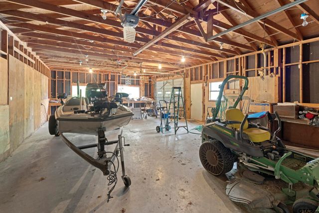 38 Quail Valley Rd, Mt Vernon, TX 75457