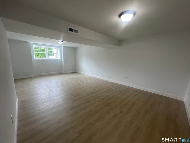 Lot 1 Oakcrest Circle, Waterbury, CT 06708