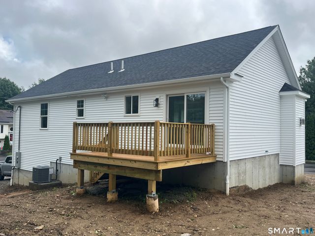 Lot 1 Oakcrest Circle, Waterbury, CT 06708