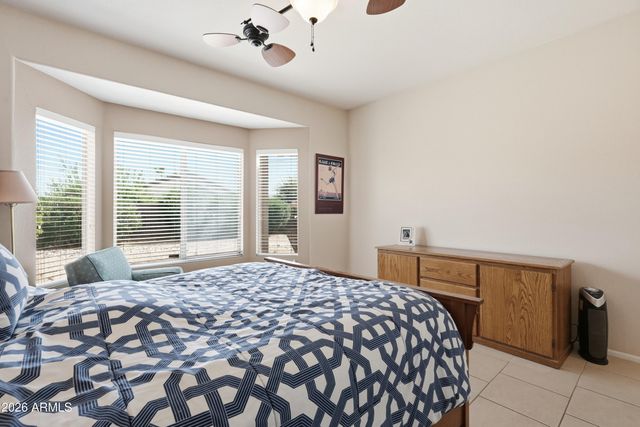 16295 W MOUNTAIN PASS Drive, Surprise, AZ 85374