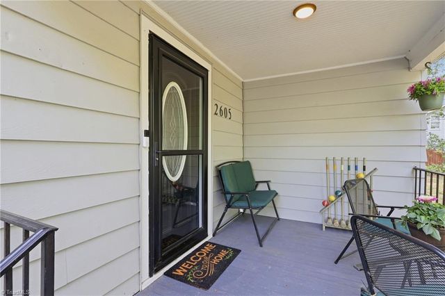 2605 Pinecroft Road, Greensboro, NC 27407