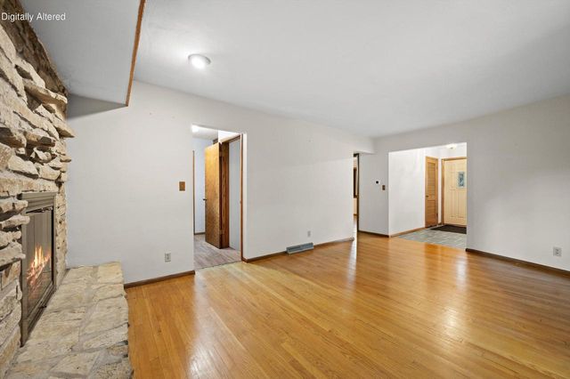 1501 E Fitzsimmons ROAD, Oak Creek, WI 53154